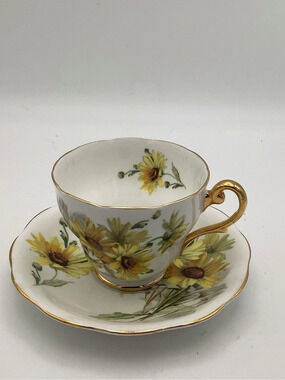 Vintage Royal Standard England Brown Eyed Susan Floral Bone China Teacup & Sauce